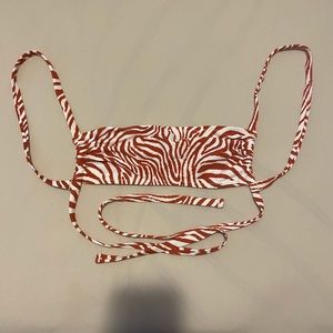 Kendall + Kylie zebra print bikini top size Large